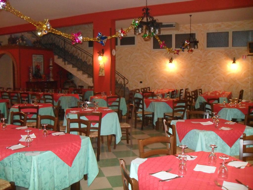 Agriturismo La Targa Buonfornello Buitenkant foto